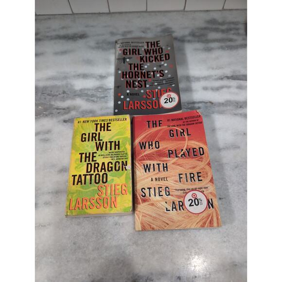 Stieg Larsson's Millennium Paperback Bundle: The Girl With The Dragon‎ Tattoo - Picture 2 of 12